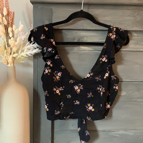 Floral cropped blouse - Picture 1 of 2